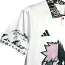 Camisa Japão Anime Naruto - Sasuke 24/25 - Torcedor Masculina - Branco com detalhes em Preto